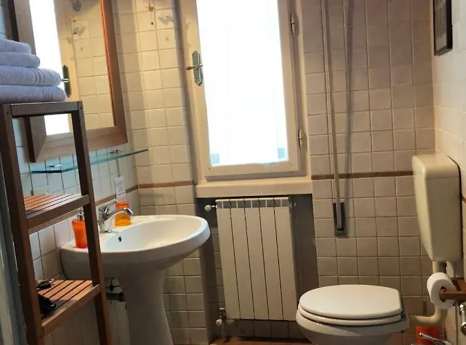 Caffeletti Friendly Торре-дель-Лаго-Пуччини